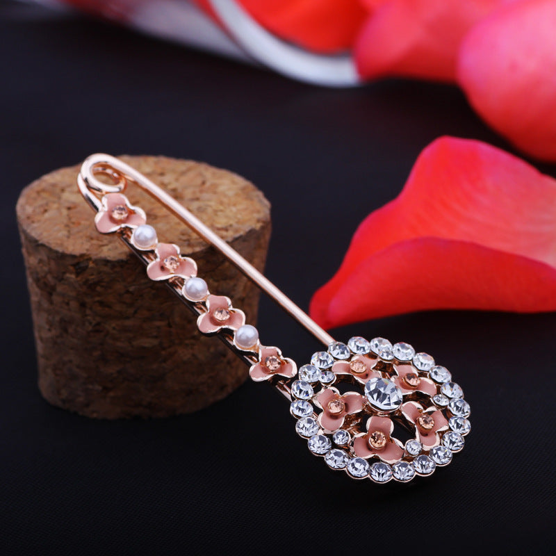 Group of Flowers Competing Brooch | Fashion Versatile Temperament | Diamond Accessories