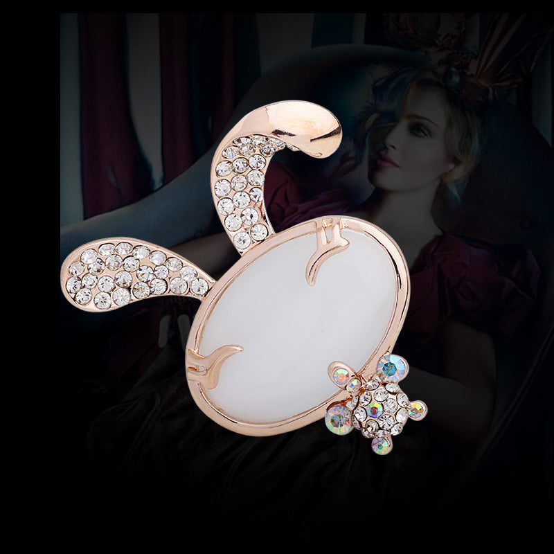 Cute long-eared little white rabbit diamond brooch | Lucky Guardian
