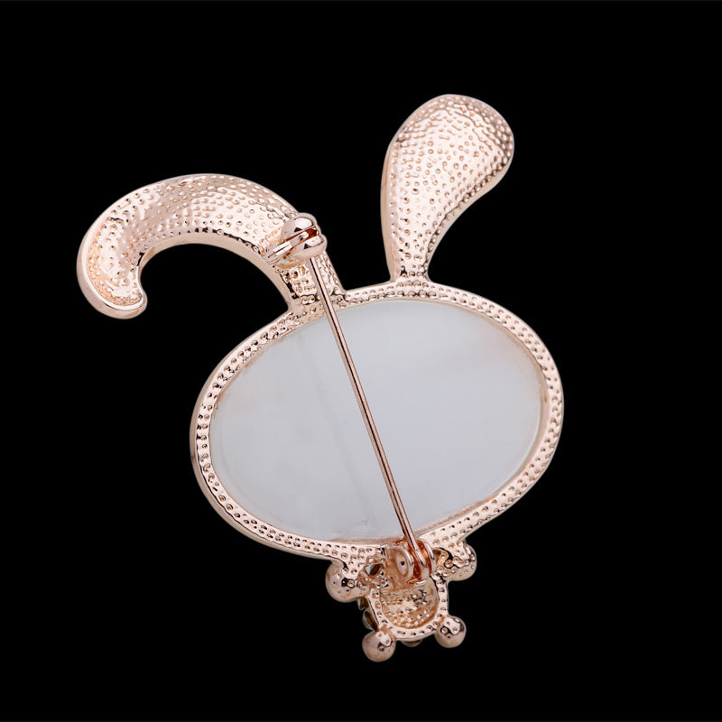 Cute long-eared little white rabbit diamond brooch | Lucky Guardian