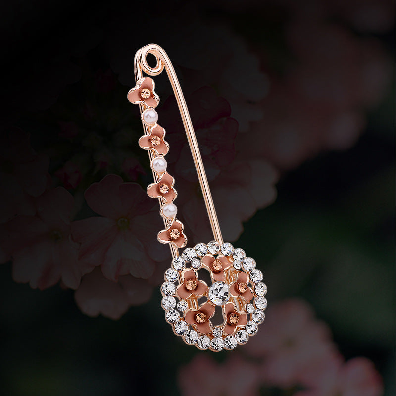 Group of Flowers Competing Brooch | Fashion Versatile Temperament | Diamond Accessories