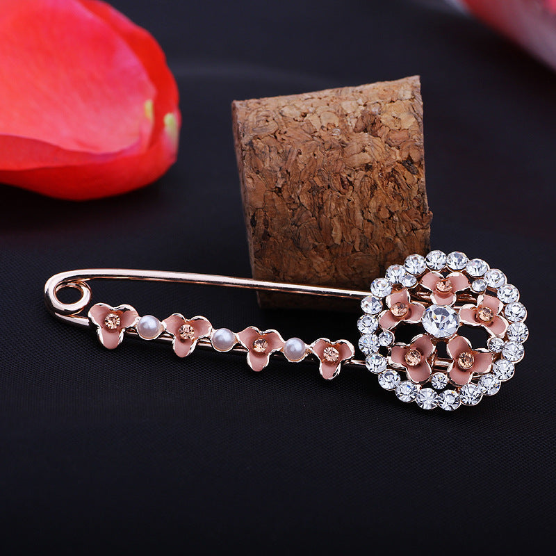 Group of Flowers Competing Brooch | Fashion Versatile Temperament | Diamond Accessories