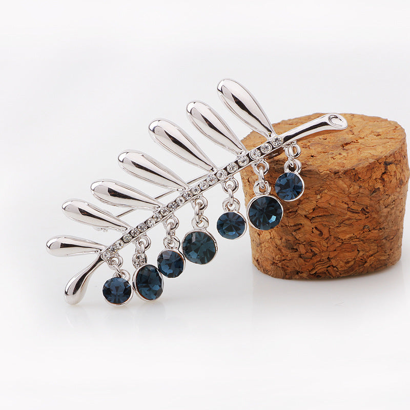 Oriental Aura Silver - inlaid Blue Diamond Leaf Brooch | Essential Brooch Accessory for Elegant Temperament Enhancement