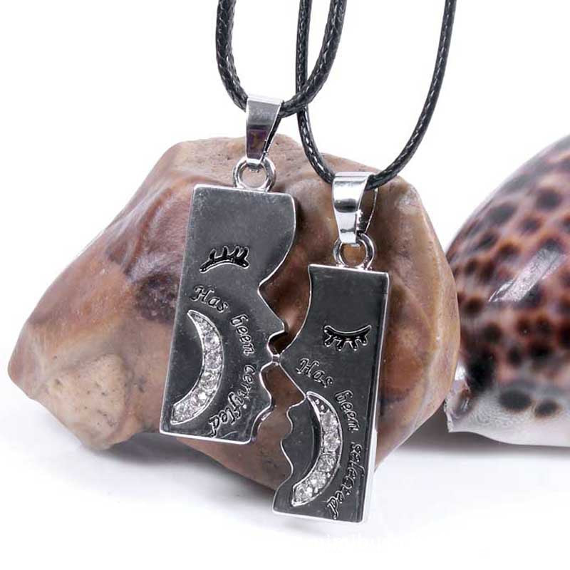 Moonlight Lover Pendant | Love Transfer | Sweet Gift
