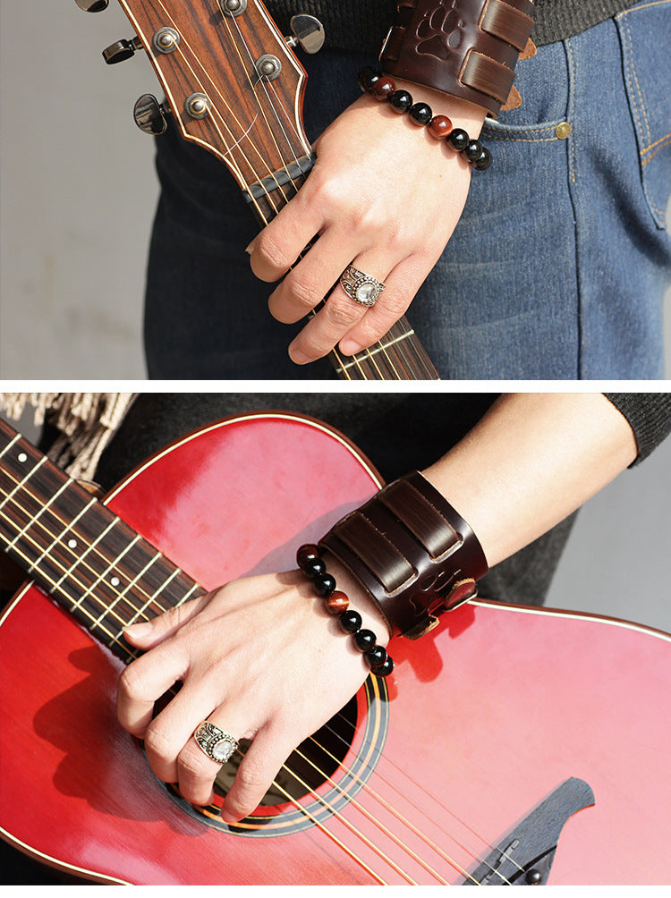 Pulsera tótem primitiva de piel de vaca | Huella de pata de oso | Pulsera ajustable y versátil 