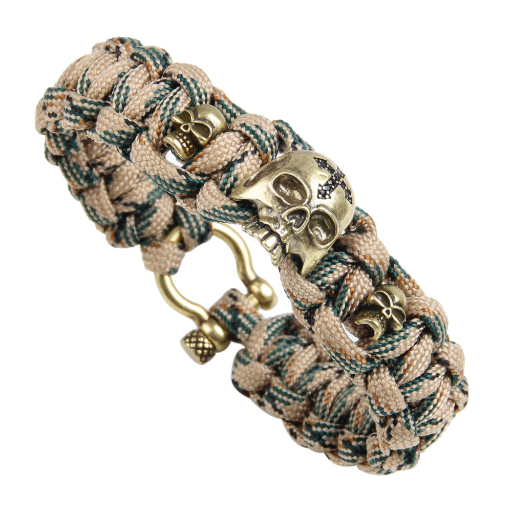 Todesmutiges, kupferbesetztes 7-adriges Paracord-Totenkopfarmband – Outdoor-Survival-Amulett 