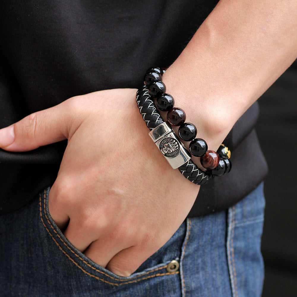 Dunkles, mysteriöses Schutzarmband mit Totenkopfkrone | Edelstahl und echtes Leder | Magnetschnalle, personalisiertes Accessoire 